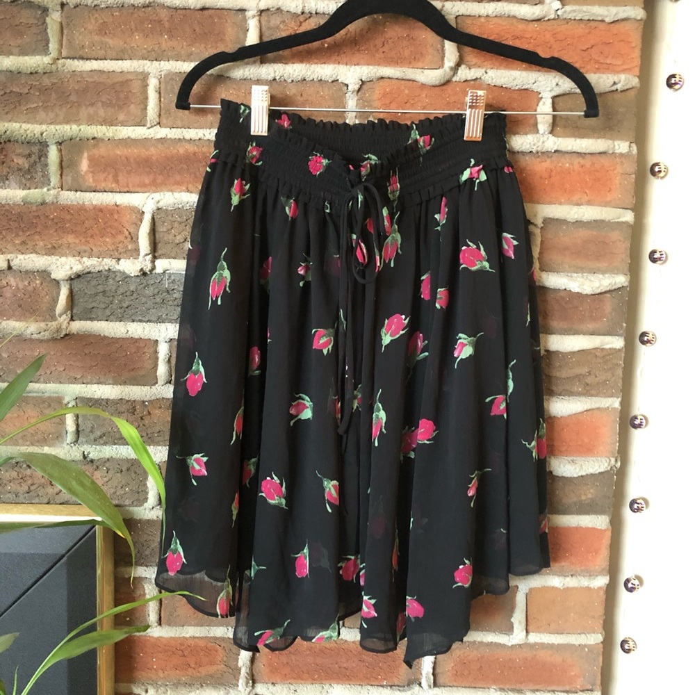 NWT Club Monaco Skirt